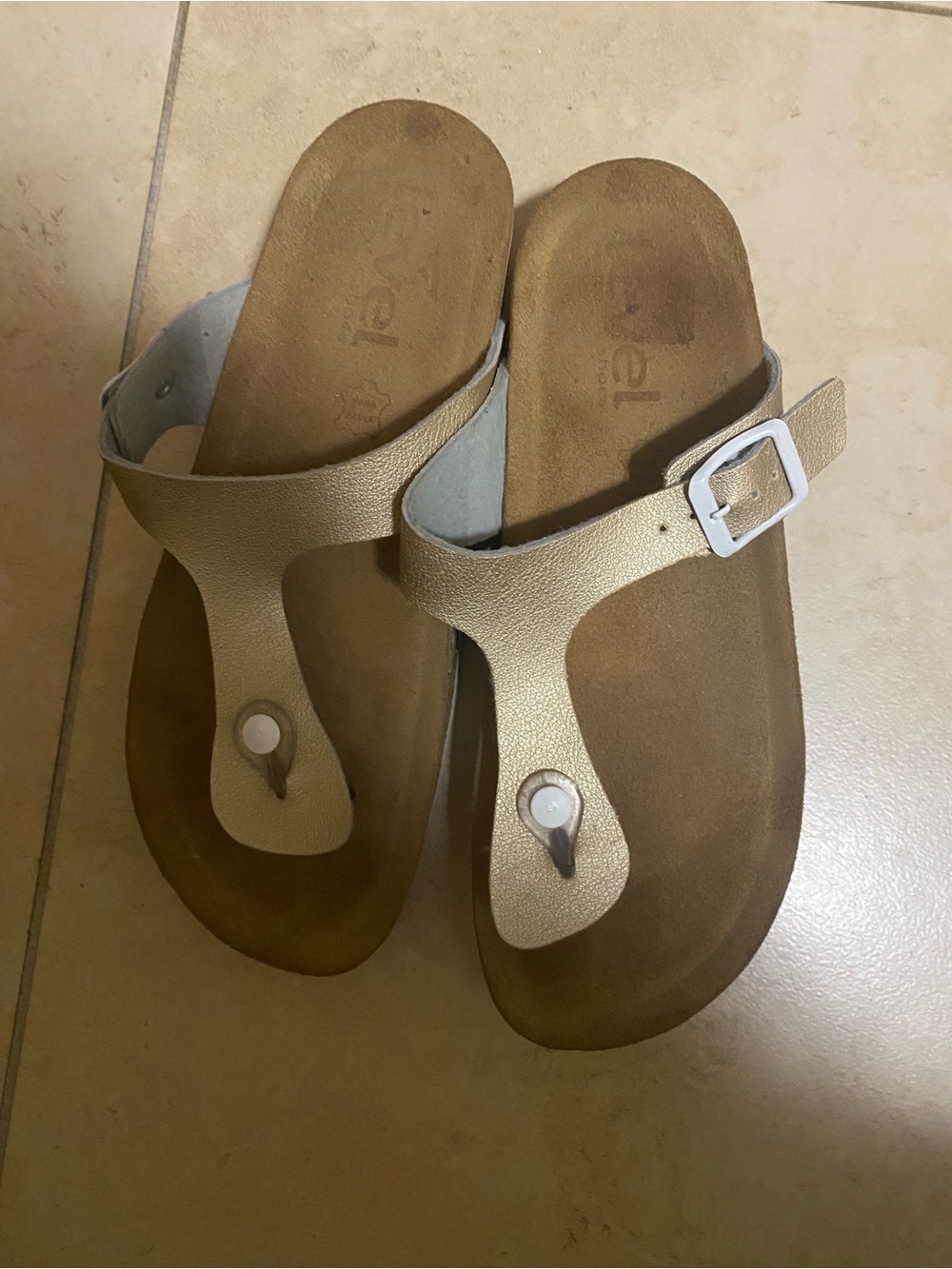 Vera Pelle Level Anatomic Metallic Gold T-Strap Sandals with White Buckle
